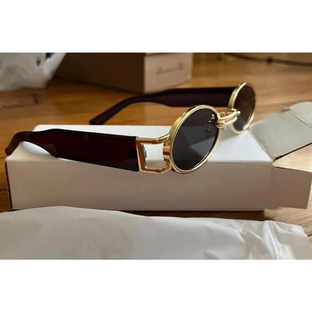 oval sunglasses - Picture 2 of 3